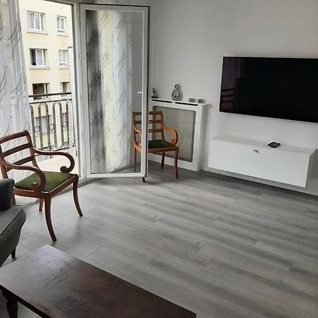 Appartement Cosy De Centre Ville Шарантон-льо-Пон Екстериор снимка